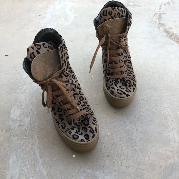 STEVEN BY STEVE MADDEN | sneaker wedge bootie - Picture 4 of 8